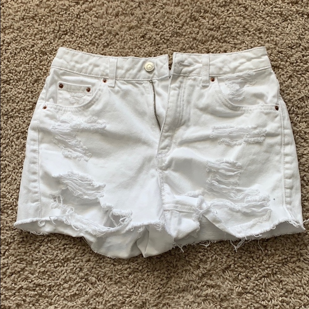 TOPSHOP White Shorts